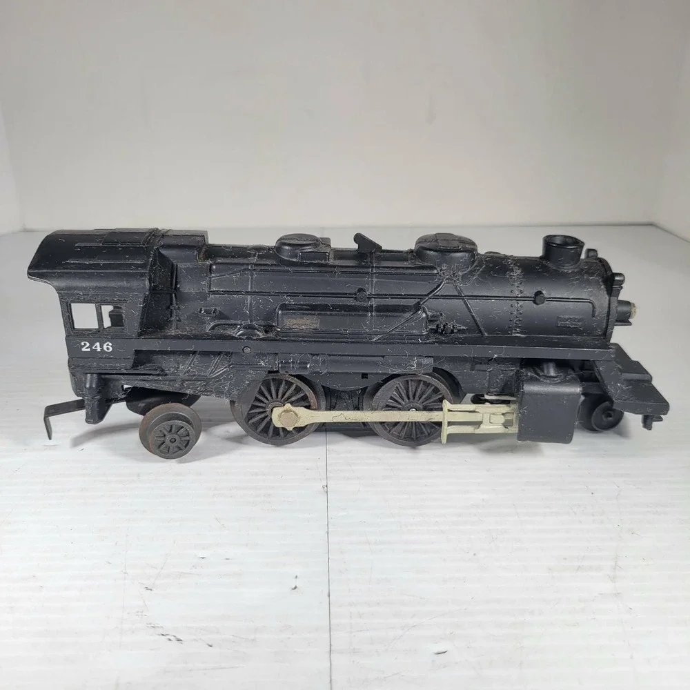 Lionel 246 Steam Locomotive O-Gauge Black Fair UNTESTED Vintage Train Engine